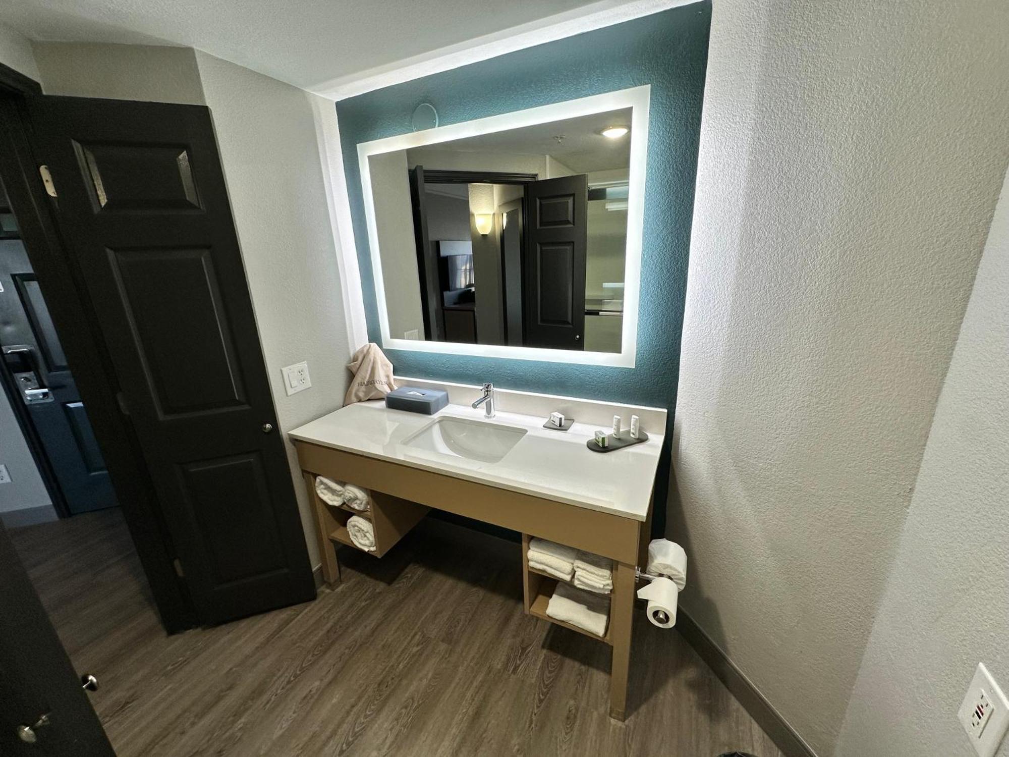 La Quinta By Wyndham Dallas Arlington South Экстерьер фото